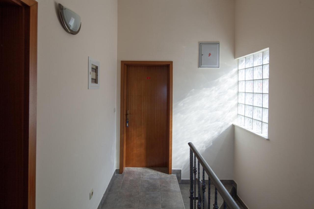 Apartments By The Sea Bilo, Primosten - 4191 Exterior foto