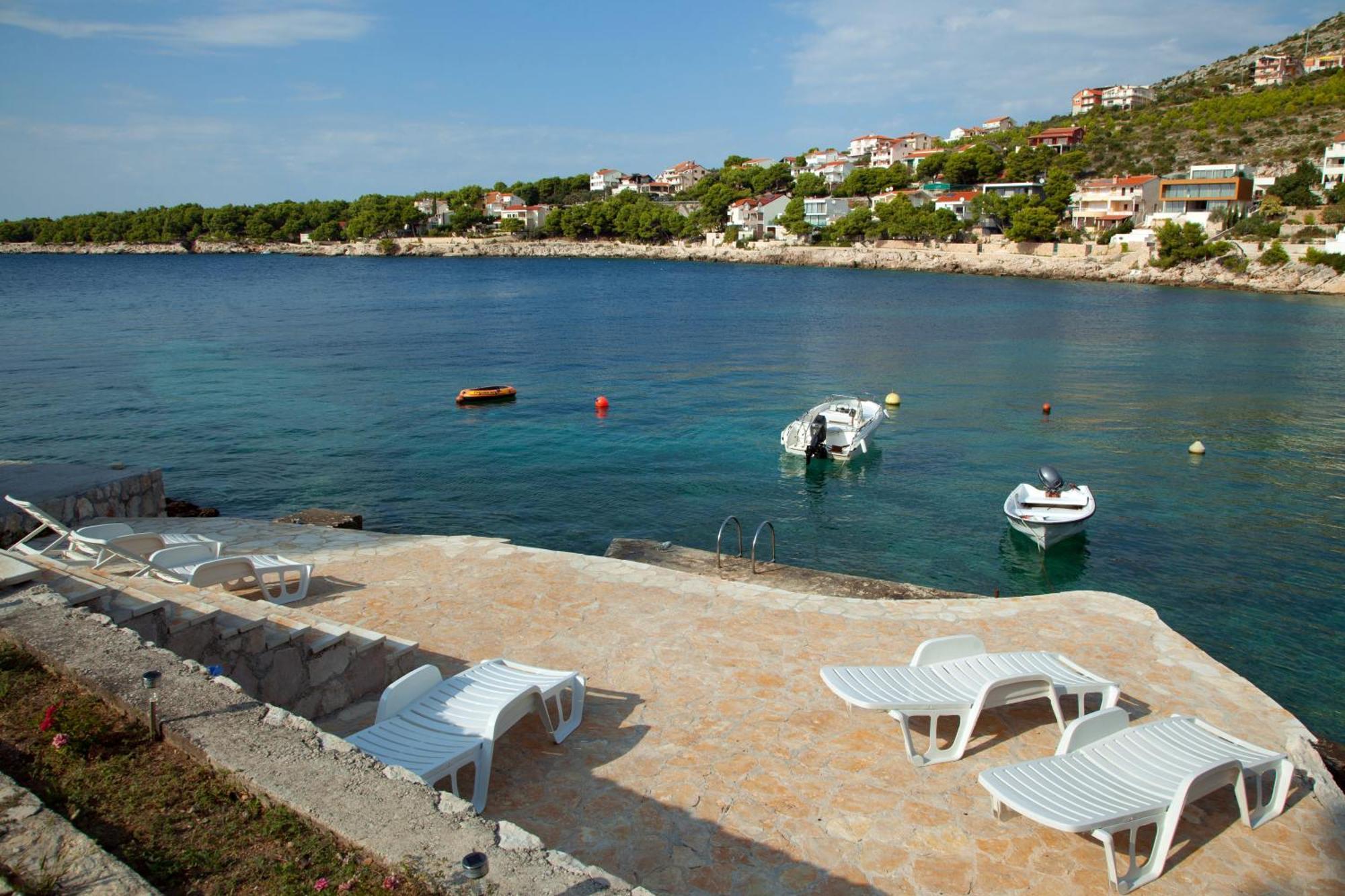 Apartments By The Sea Bilo, Primosten - 4191 Exterior foto